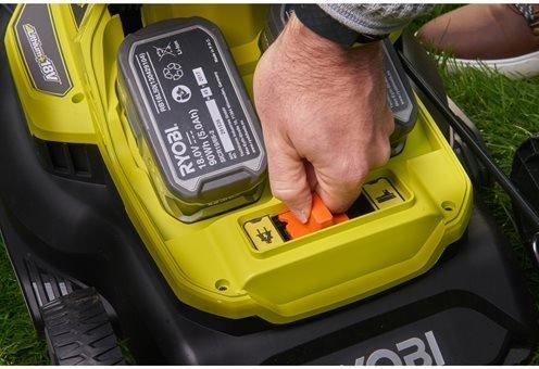 Image du produit Ryobi Tondeuse à gazon hybride (Fonctionnement sur batterie)