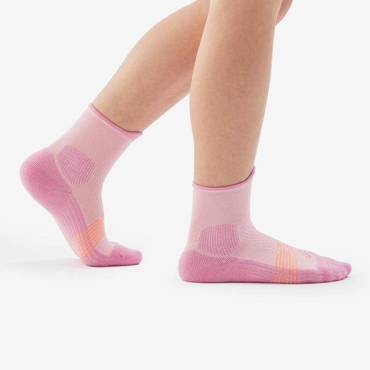 Actual product image Quechua Wandersocken Kinder halbhoch - Hike 500 rosa (35, 38)