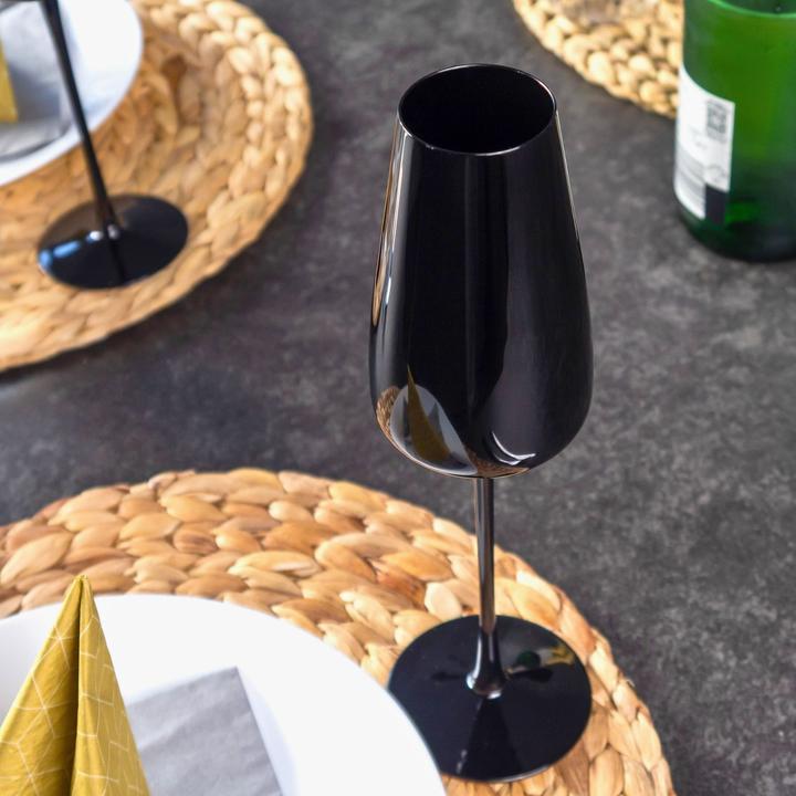 Immagine prodotto Intirilife Set di bicchieri da champagne 220ml (22 cl, 4 Occhiali, Bicchieri da champagne)