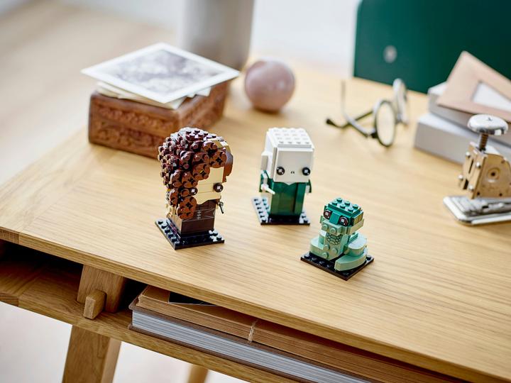 Actual product image LEGO BrickHeadz Nagini & Bellatrix 40496 (40496, LEGO Brickheadz)