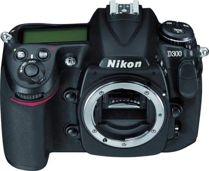 Nikon D300 12.3mp