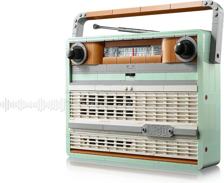 Actual product image LEGO Retro portable radio (10334, LEGO Icons, LEGO Rare Sets)