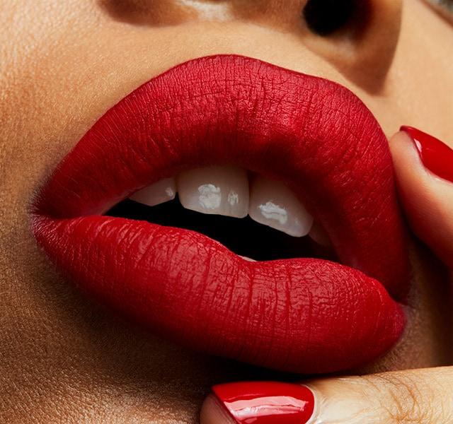Produktbild MAC Cosmetics Retro Matte Liquid Lipcolour (Feels so Grand)