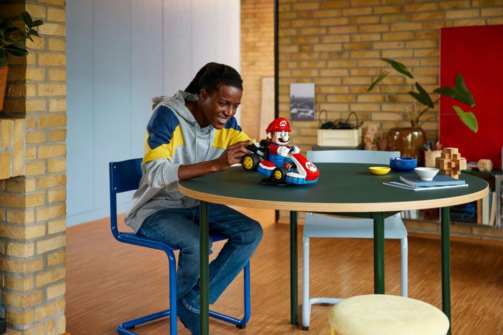 Immagine prodotto LEGO Mario & Standard-Kart (72037, LEGO Super Mario, Set LEGO rari)