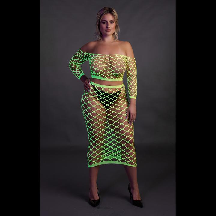 Produktbild Ouch! Long Sleeve Crop Top and Long Skirt (Plus Size)
