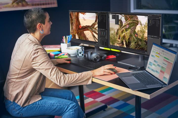 Produktbild HP ZBook Studio G9 (16", Intel Core i9-12900HK, 64 GB, 2000 GB, CH)