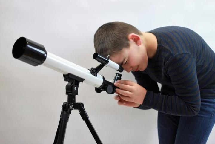 Immagine prodotto Buki Telescopio 30 Attività