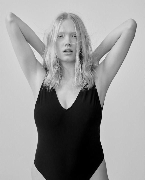 Immagine prodotto La Redoute Collections Costume da bagno con balze sulla schiena (34)