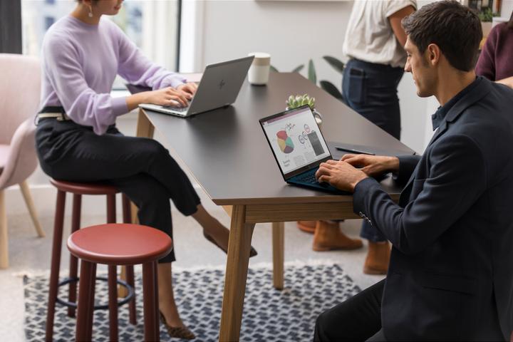 Image du produit HP EliteBook 840 Aero G8 - i5 1135G7 - 8GB RAM - 256GB SSD - 14inch - Win 10 Pro (14", Intel Core i5-1135G7, 8 Go, 256 Go, ING. Int.)
