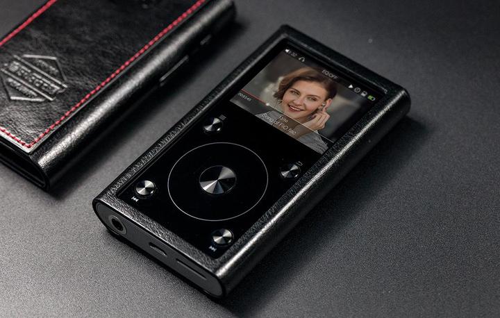 Produktbild FiiO LC-FX1221 Kunstleder-Etui für All New X1