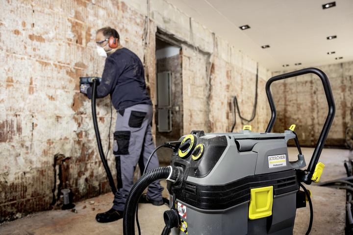 Immagine prodotto Kärcher Professional Aspiratore di sicurezza, 50/1 Tact Te, classe delle polveri M, 1380 W. (Aspirapolvere a umido e a secco)