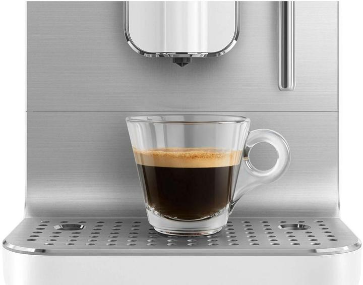 Actual product image Smeg BCC12WHMEU