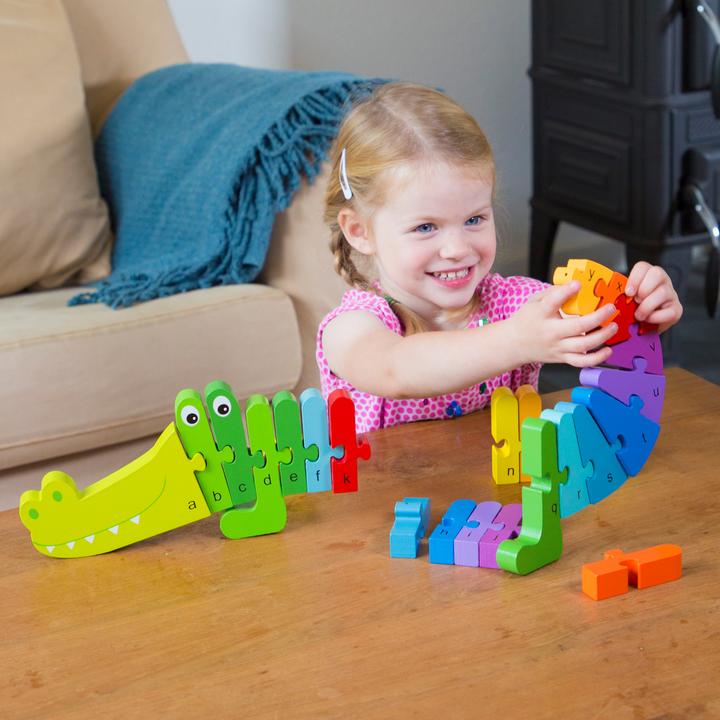 Produktbild New Classic Toys Alphabet Puzzle - Krokodil