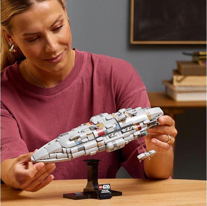 Produktbild LEGO Sternkreuzer Heimat Eins (75405, LEGO Star Wars)