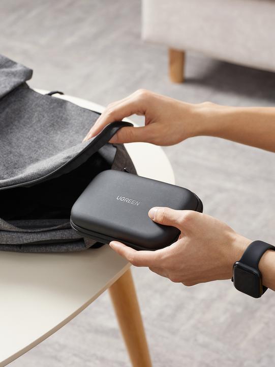 Produktbild Ugreen Kleine Tasche für Notebook, Netzteil, Kabel, Adapter und Zubehör