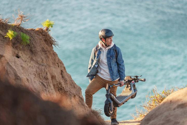 Actual product image Segway-Ninebot KickScooter P65D (20 km/h, 65 km, 500 W)