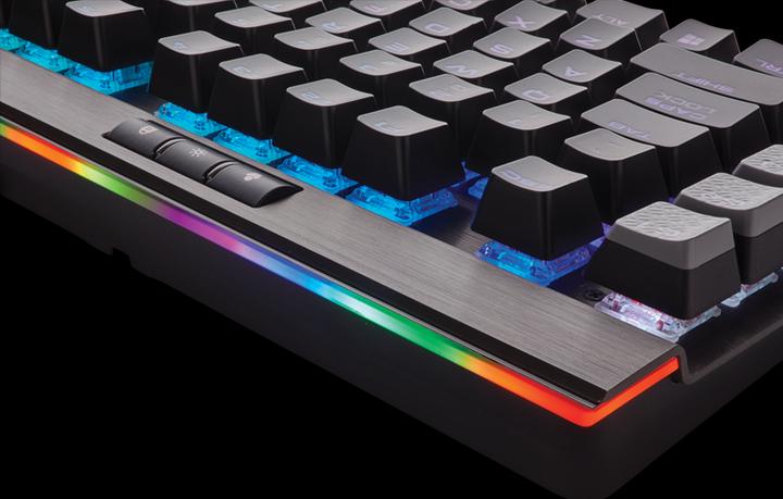 Actual product image Corsair K95 Platinum (CH, Cable)