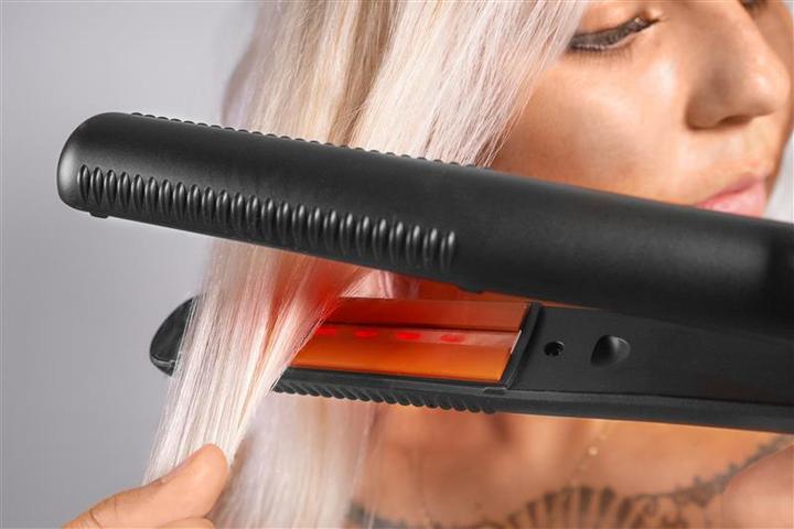 Actual product image Concept VZ6020 Hair Styling Tool Straightener Black Bronze 46 W 2 5 m (Straightening iron)