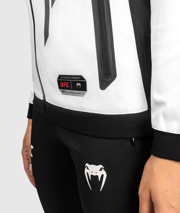 Image du produit UFC | Venum Authentic Fight Night 2.0 Women's Walkout Hoodie (L)