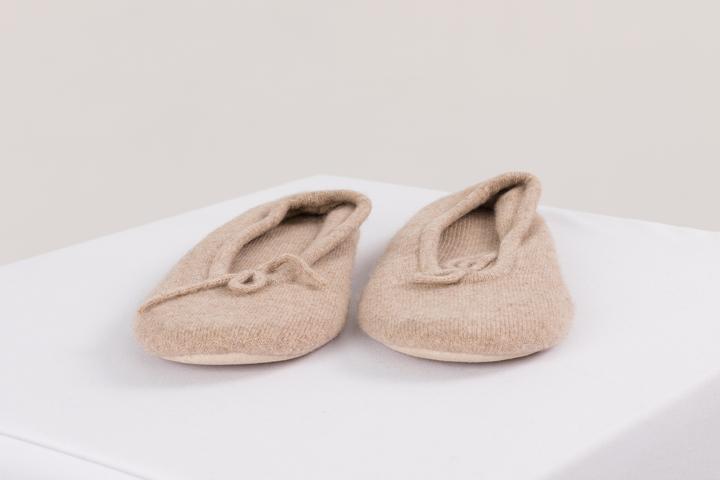 Actual product image Cash-Mere Kaschmir Hausschuhe (38)