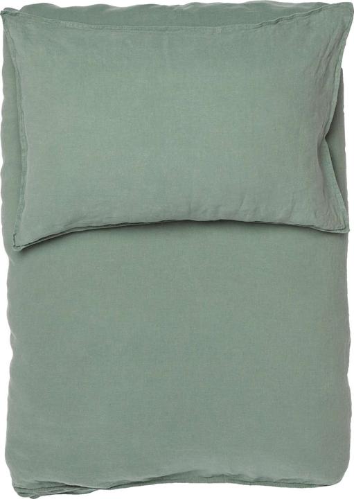 Spruce green