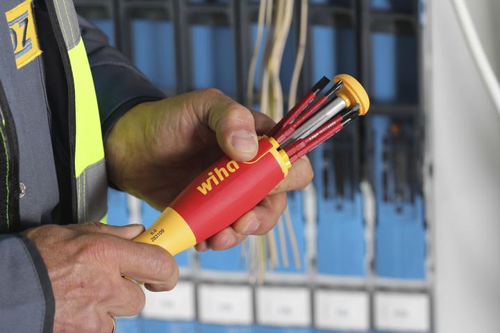 Productafbeelding Wiha Schroevendraaier met Bit Mag. Liftup| 38612 (Schroeven met sleufkop)
