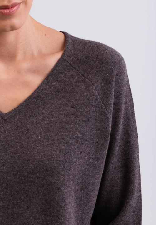 Produktbild Cash-Mere Kaschmir V-Ausschnitt Pullover mit Seitenschlitzen (XS)