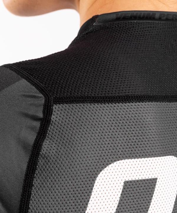 Actual product image Venum ONE FC Impact Rashguard (S)