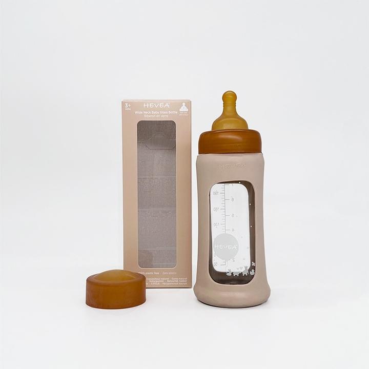 Produktbild Hevea Babyfläschchen aus Glas m. Kautschukmantel / weiter Hals (250 ml) / Sand (250 ml)