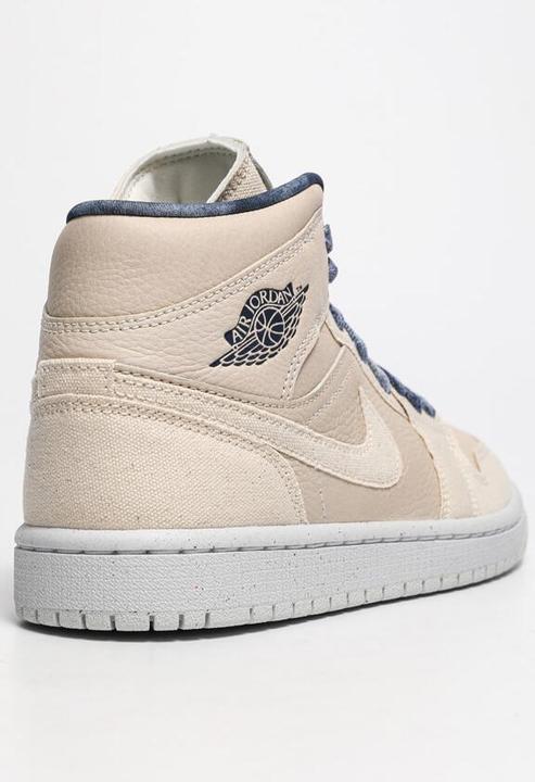 Actual product image Jordan 259680 (38)