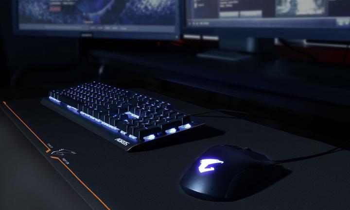 Actual product image Gigabyte Aorus AMP900 (L)