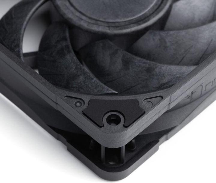Actual product image Noctua NA-IS1-12 chromax.black spacer for 120 mm fan - set of 2