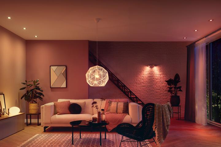 Actual product image Philips Hue Ambience Starter-Kit (E27, 11 W, 1100 lm, 1 x, F)
