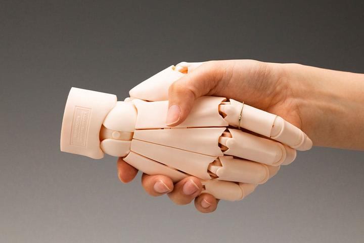 Actual product image Kotobukiya Takahiro Kagami PVC Artist Support Item Hand 1/1 Model/R Pale Orange 21 cm