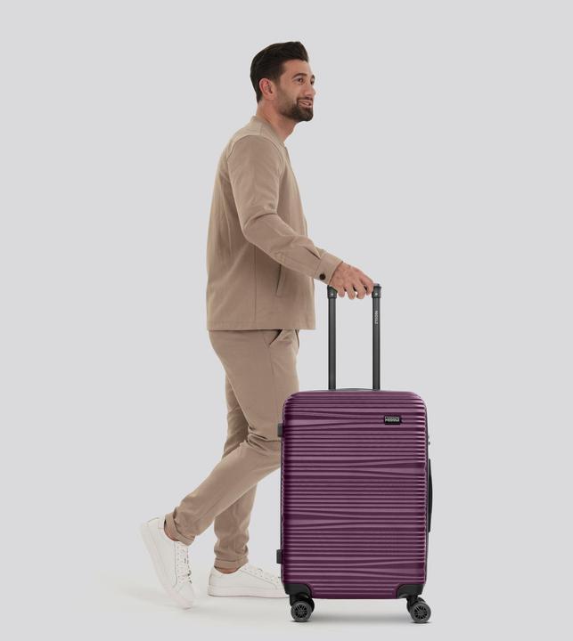Actual product image Redolz Essentials 16 MEDIUM 4 wheel trolley 67 cm (67 l, M (50 - 90l))