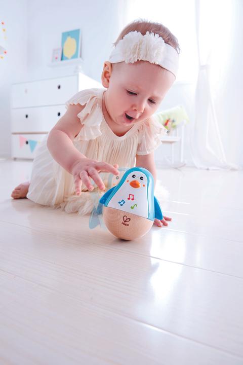Produktbild Hape Stehauf-Pinguin (Deutsch)