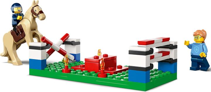 Produktbild LEGO Polizeischule (60372, LEGO City)