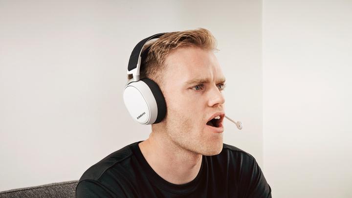 Actual product image SteelSeries Arctis Pro Wireless (Wireless, Cable)
