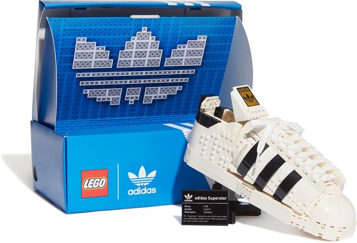Actual product image LEGO Adidas Originals Superstar (10282, LEGO Icons)