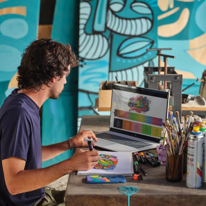 Image du produit HP Envy 17-da0075ng (17.30", Intel Core Ultra 7 155H, 32 Go, 1000 Go, DE)