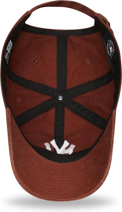 Actual product image New Era 9Twenty Unisex Cap - New York Yankees Bark Brown