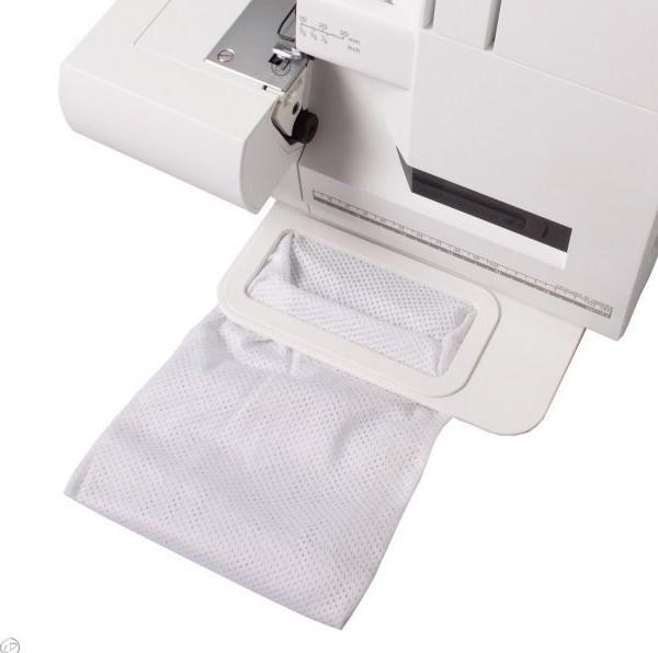 Actual product image Husqvarna VIKING Huskylock S15 Overlock