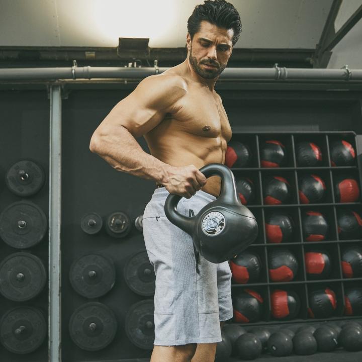 Produktbild Gorilla Sports Kettlebell Cement (1 x 10 kg, 1 x 8 kg, 1 x 12 kg)