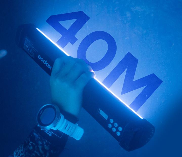 Actual product image Godox WT25D Dive LED Light