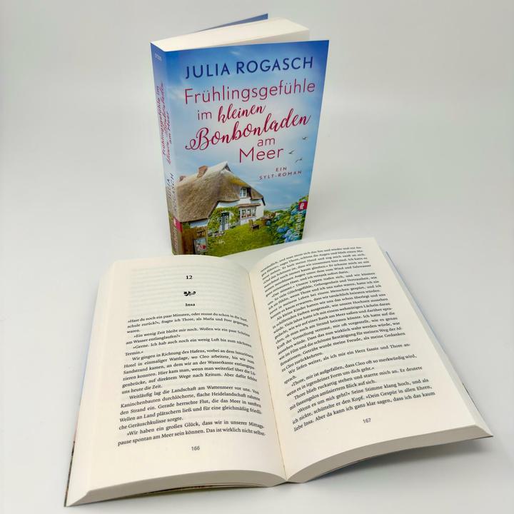 Produktbild Frühlingsgefühle im kleinen Bonbonladen am Meer (Deutsch, Julia Rogasch, 2025)