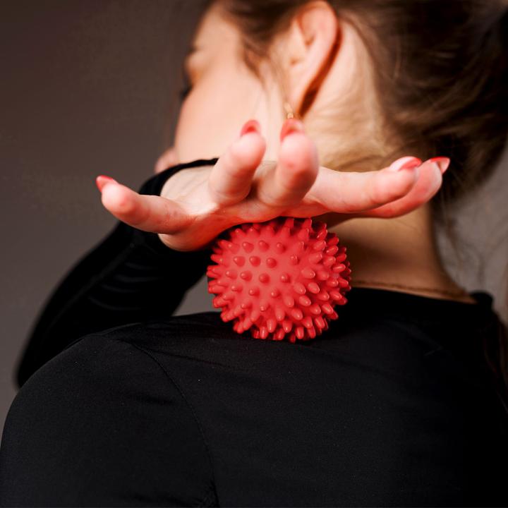 Actual product image Casativo 4 massage balls with nubs in 2 sizes for reflexology, 9 and 7.5 cm