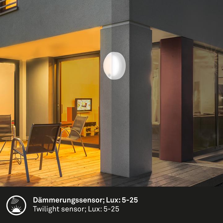 Actual product image Briloner Rechargeable LED outdoor wall light,sensor,white,LED/4W (700 lm, IP44)