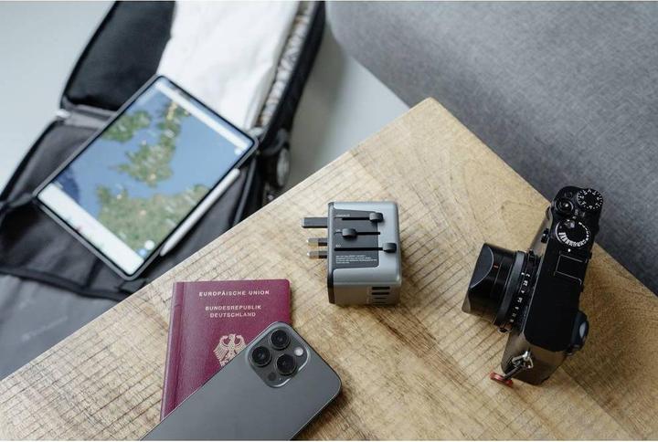 Produktbild Verbatim Universal Travel Adapter