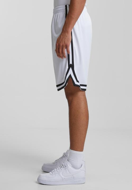 Actual product image Urban Classics Stripes Mesh Shorts (3XL)