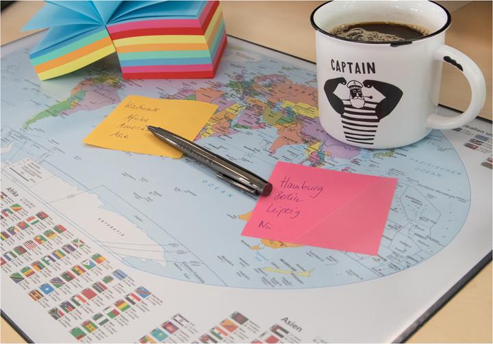 Actual product image Idena Desk pad PP 58,5x38,5cm World map
